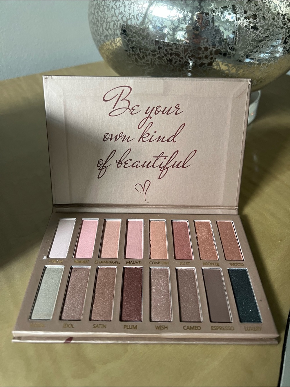 NWOB Neutral Pink Eyeshadow Palette - 16 Shade Matte & Shimmer Set